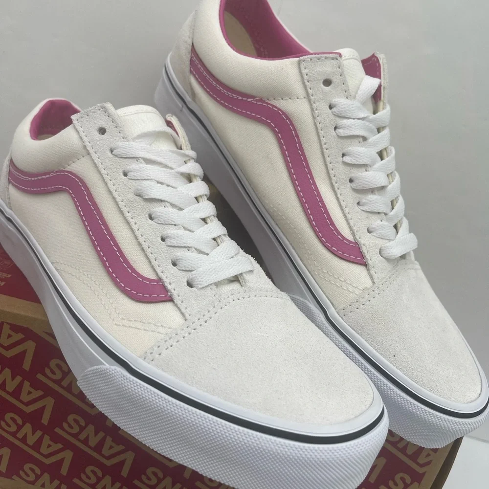 Vans WMNS Old Skool
Pop Raspberry Rose Sneakers 
VN000CR5YLZ
 Cream Pink Low-Top - Picture 8 of 16